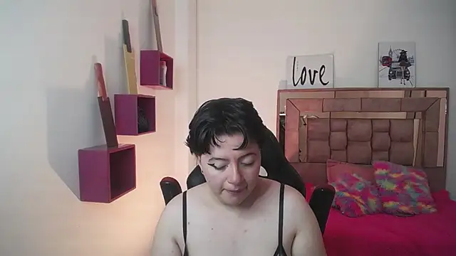 Snapshot of safyka chatting on 09-24-25, 11:54 safyka online show from 09-24-25, 11:54