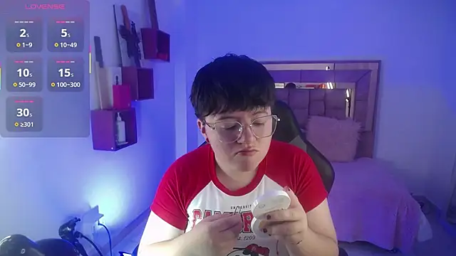 Snapshot of safyka chatting on 03-03-26, 03:35 safyka online show from 03-03-26, 03:35