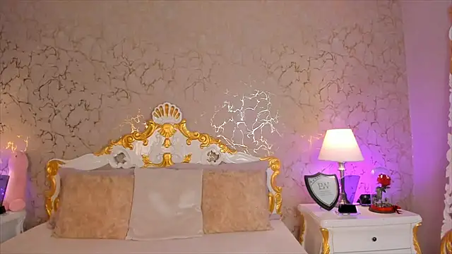 ScarlettWallace online show from 10-27-25, 03:57