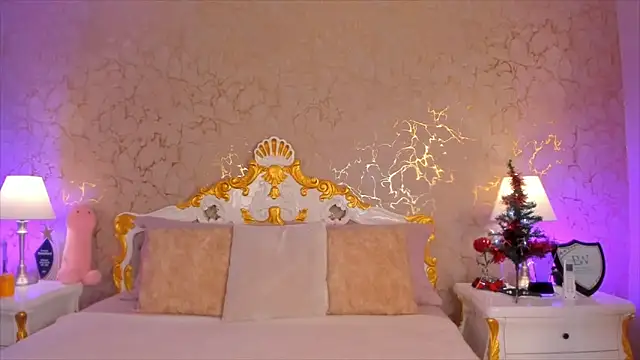 ScarlettWallace online show from 01-05-26, 05:27