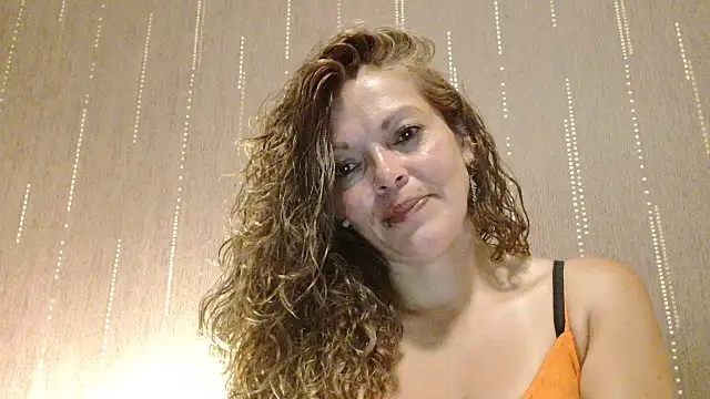 Snapshot of karina0622 chatting on 07-08-26, 12:13 karina0622 online show from 07-08-26, 12:13