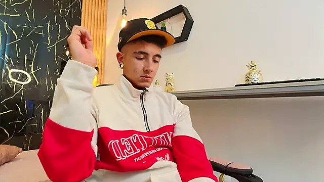 Patrick Rango online show from 01-16-26, 03:54