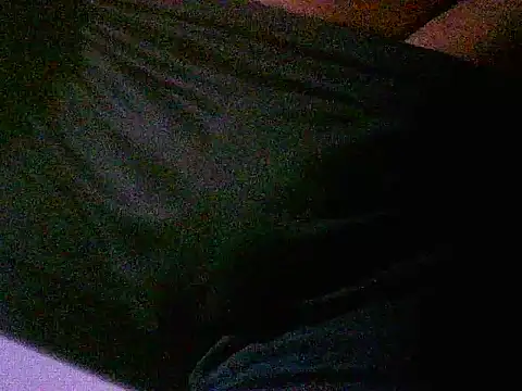 Snapshot of EroticMonster chatting on 10-09-25, 12:33 EroticMonster online show from 10-09-25, 12:33