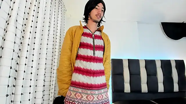 loverisu-coral online show from 01-12-26, 07:09