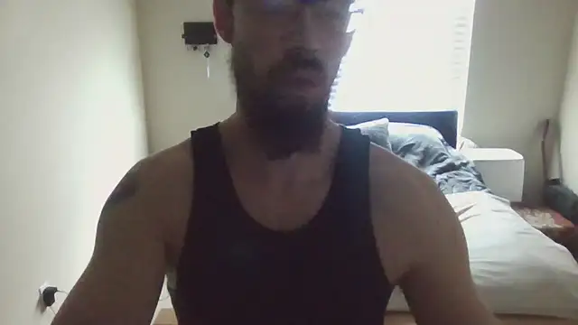 Snapshot of Johnnypro1OF chatting on 09-10-25, 05:12 Johnnypro1OF online show from 09-10-25, 05:12