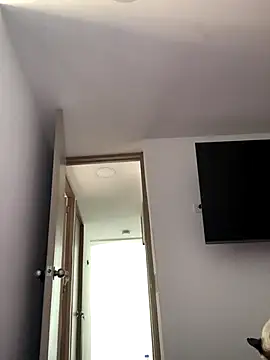 AshleyG 222 online show from 12-17-25, 04:45