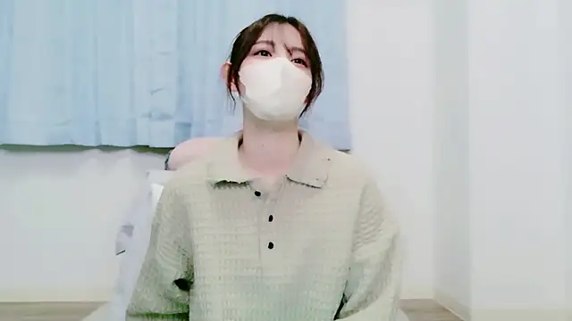 Snapshot of NANA_7 chatting on 01-08-26, 09:15 NANA 7 online show from 01-08-26, 09:15