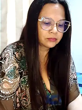 Snapshot of Novata chatting on 06-14-26, 07:26 Novata online show from 06-14-26, 07:26