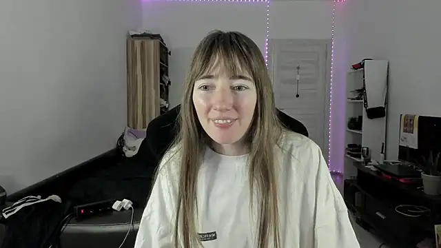 Snapshot of bekkawell chatting on 09-28-25, 03:52 bekkawell online show from 09-28-25, 03:52