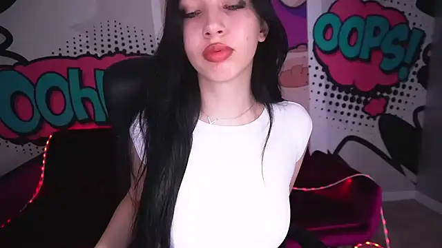 WildKittenX  online show from 09-29-25, 05:47