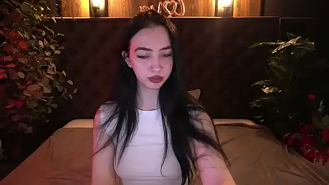 WildKittenX  online show from 04-26-26, 05:49