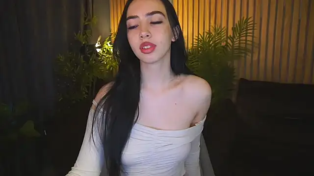 WildKittenX  online show from 10-21-25, 05:51