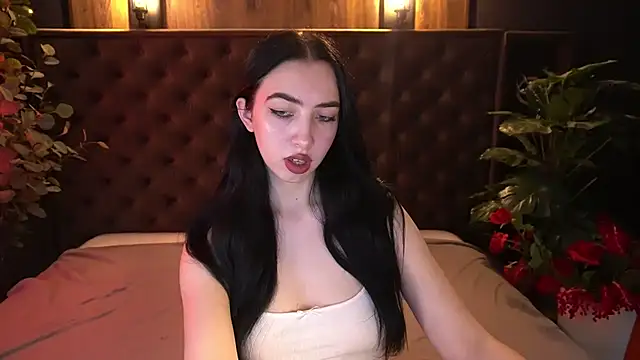 WildKittenX  online show from 04-17-26, 05:43