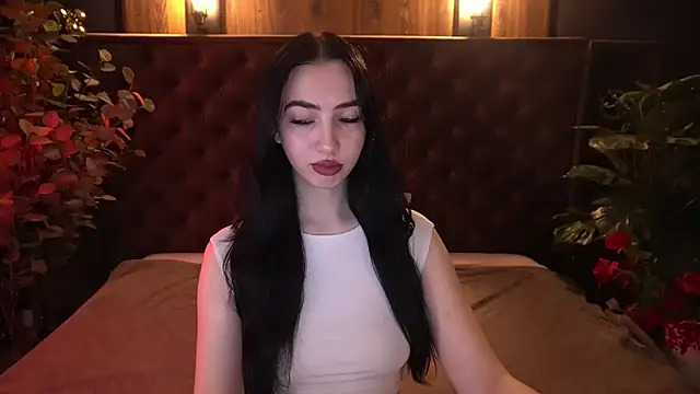 WildKittenX  online show from 04-12-26, 05:44