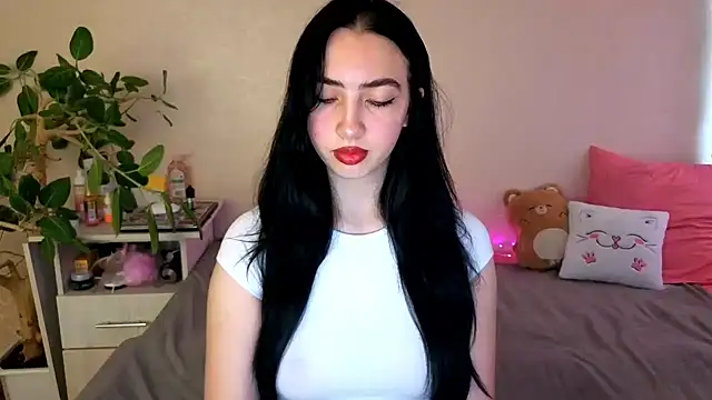 WildKittenX  online show from 05-31-26, 04:07