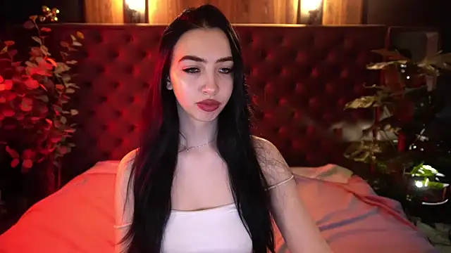 WildKittenX  online show from 02-11-26, 06:46