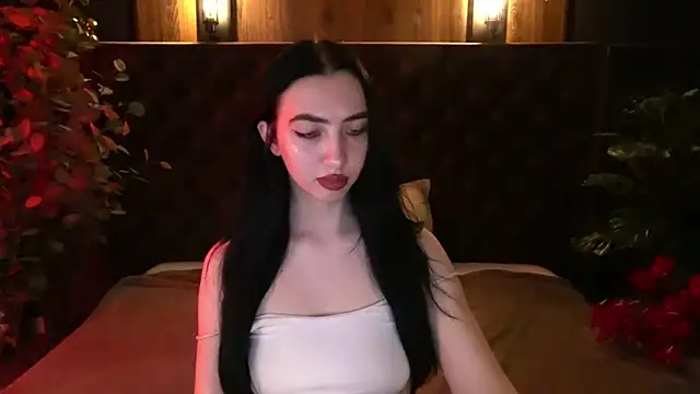 WildKittenX  online show from 04-03-26, 05:58