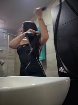 Mila LS online show from 11-28-25, 01:11