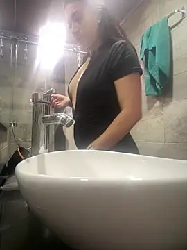 Mila LS online show from 11-06-25, 01:04