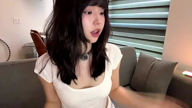 melana love online show from 04-04-26, 10:00