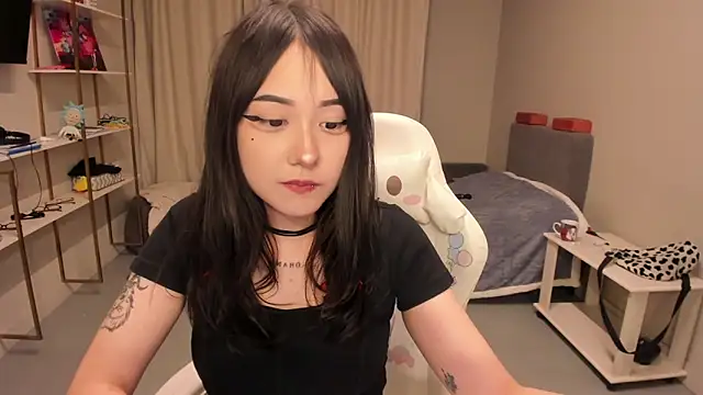 ka00ru chan online show from 02-14-26, 01:33