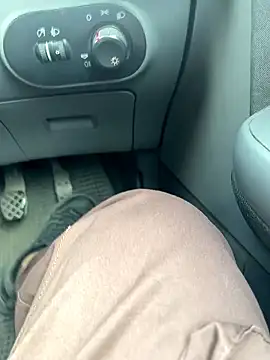 Snapshot of Smallcoco26 chatting on 01-07-26, 09:58 Smallcoco26 online show from 01-07-26, 09:58