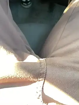 Snapshot of Smallcoco26 chatting on 01-14-26, 07:45 Smallcoco26 online show from 01-14-26, 07:45