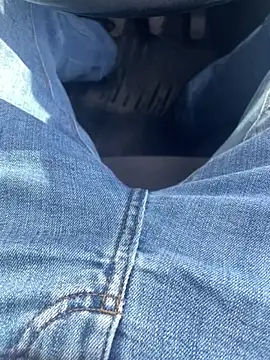 Snapshot of Smallcoco26 chatting on 03-23-26, 10:48 Smallcoco26 online show from 03-23-26, 10:48