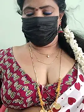 Snapshot of abinaya26 chatting on 03-18-25, 05:45 abinaya26 online show from 03-18-25, 05:45