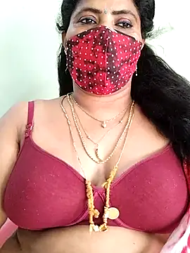 Snapshot of abinaya26 chatting on 03-22-25, 11:21 abinaya26 online show from 03-22-25, 11:21