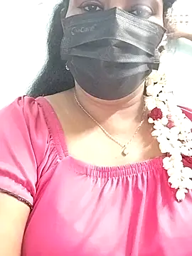 Snapshot of abinaya26 chatting on 10-01-25, 07:18 abinaya26 online show from 10-01-25, 07:18