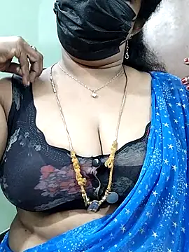 Snapshot of abinaya26 chatting on 09-18-25, 06:11 abinaya26 online show from 09-18-25, 06:11