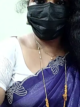 Snapshot of abinaya26 chatting on 10-19-25, 07:33 abinaya26 online show from 10-19-25, 07:33