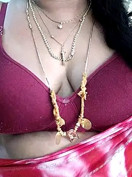 Snapshot of abinaya26 chatting on 03-21-25, 11:55 abinaya26 online show from 03-21-25, 11:55