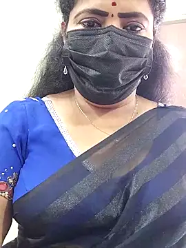 Snapshot of abinaya26 chatting on 09-14-25, 06:36 abinaya26 online show from 09-14-25, 06:36