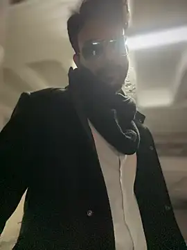 YJeromZCoxk online show from 03-11-25, 04:07