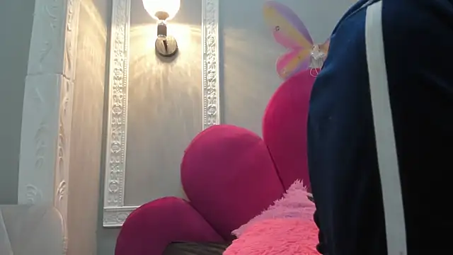 Bonniie 22 online show from 11-14-25, 01:26