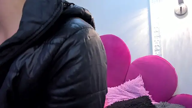 Bonniie 22 online show from 09-19-25, 01:26