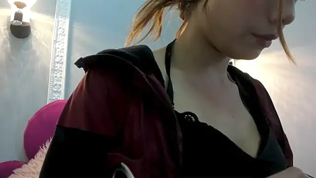 Bonniie 22 online show from 03-12-26, 08:13