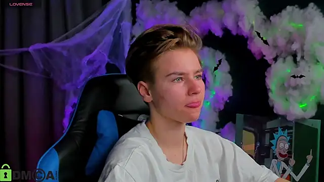 Jean Wilsons online show from 10-29-25, 11:20