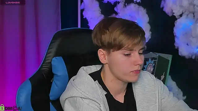 Jean Wilsons online show from 12-21-25, 11:23