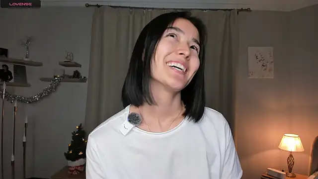 RanelDiva online show from 12-18-25, 09:03