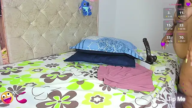 LunaaSweett online show from 01-31-26, 07:12