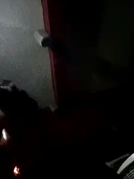 Snapshot of crisssalazar chatting on 03-15-25, 04:24 crisssalazar online show from 03-15-25, 04:24