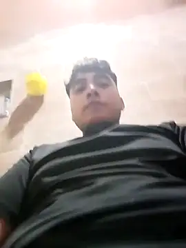 Snapshot of crisssalazar chatting on 03-19-25, 05:19 crisssalazar online show from 03-19-25, 05:19