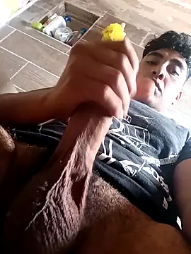 Snapshot of crisssalazar chatting on 03-17-25, 05:38 crisssalazar online show from 03-17-25, 05:38