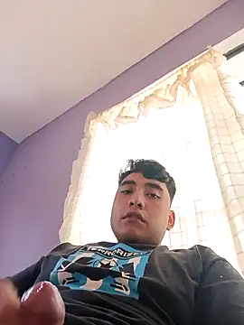 Snapshot of crisssalazar chatting on 03-10-25, 11:38 crisssalazar online show from 03-10-25, 11:38