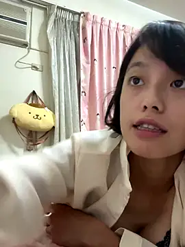 ladypaggy online show from 10-10-25, 03:24