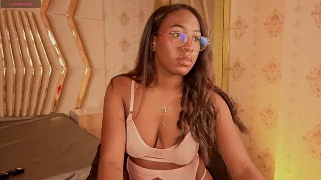 Qeen blackk online show from 02-06-26, 11:56