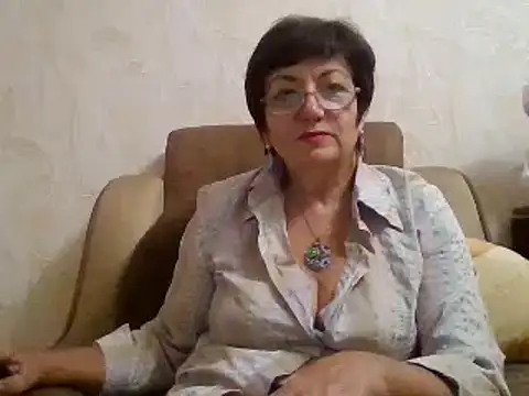 Snapshot of Lota5821 chatting on 09-21-25, 04:23 Lota5821 online show from 09-21-25, 04:23